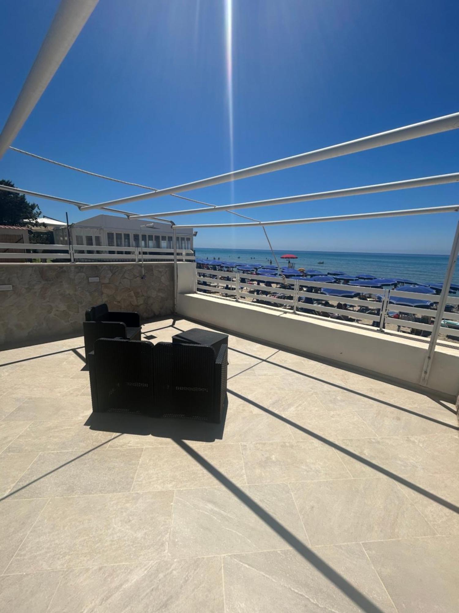 Palomera Luxury Apartment Sul Mare جنوى المظهر الخارجي الصورة